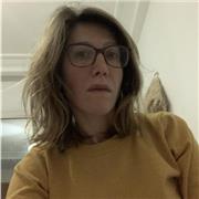 Hola! Soy nativa italiana, licenciada en periodismo. Soy simpática y me gusta enseñar.